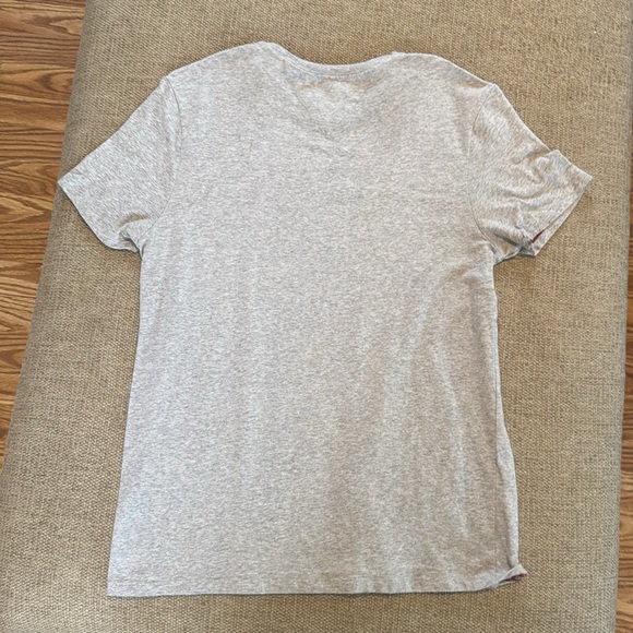 Tommy Hilfiger shirt - Picture 2 of 2